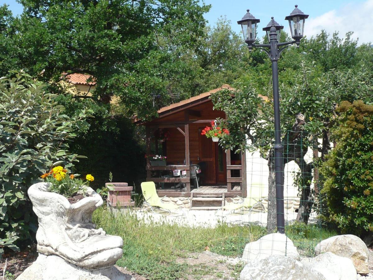 Les Chalets Du Verger Des Ascarines Corneilla-de-Conflent Екстериор снимка