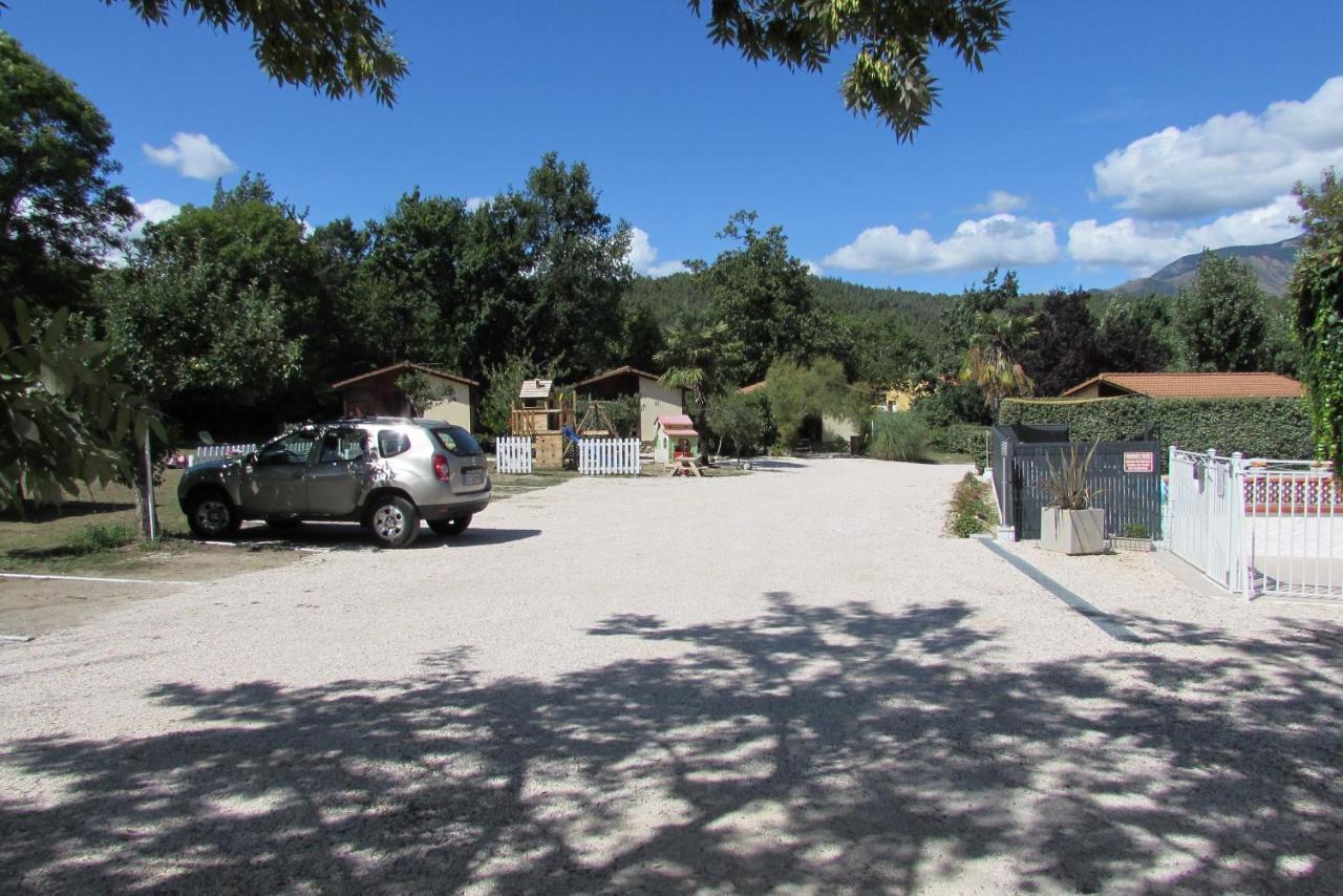 Les Chalets Du Verger Des Ascarines Corneilla-de-Conflent Екстериор снимка